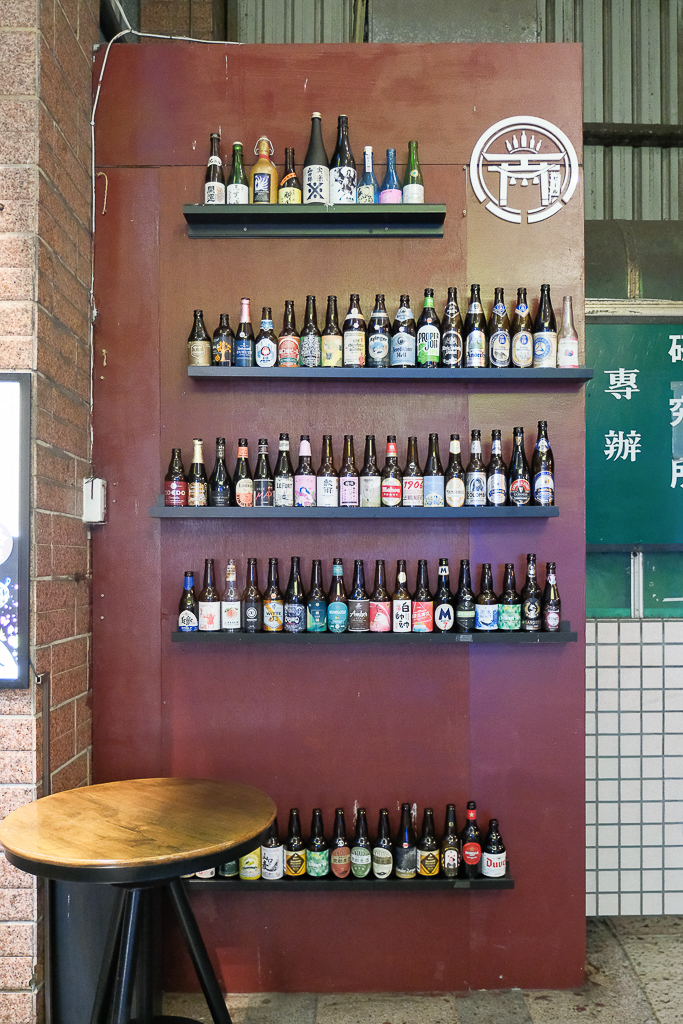 新北林口｜ABV日式居酒館．全台唯一日本稻草燒，超過300種全球精釀啤酒 @飛天璇的口袋