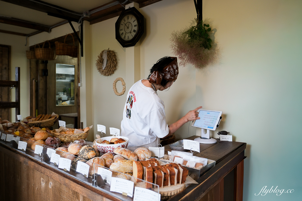 日本北海道|農場製造所 Hitosaji Farm Bakery.美瑛可愛的麵包店,自家農場北之香小麥製成 @飛天璇的口袋 日本北海道|農場製造所 Hitosaji Farm Bakery.美瑛可愛的麵包店,自家農場北之香小麥製成 @飛天璇的口袋