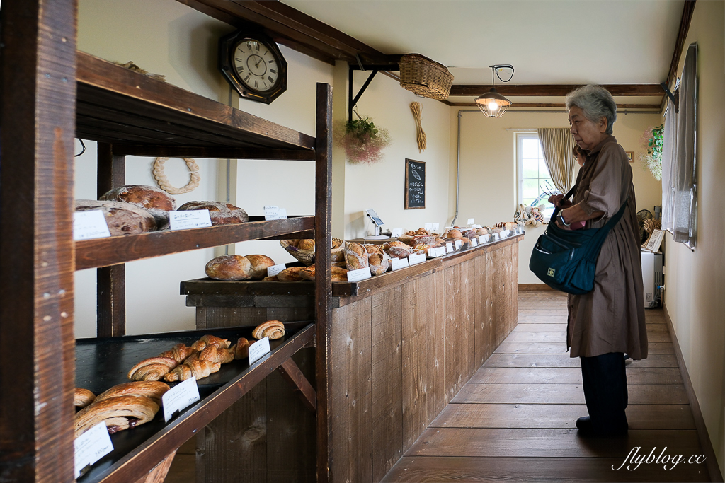 日本北海道|農場製造所 Hitosaji Farm Bakery.美瑛可愛的麵包店,自家農場北之香小麥製成 @飛天璇的口袋 日本北海道|農場製造所 Hitosaji Farm Bakery.美瑛可愛的麵包店,自家農場北之香小麥製成 @飛天璇的口袋