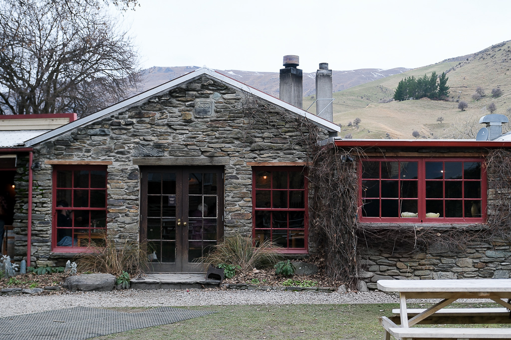 紐西蘭南島|Cardrona Hotel 卡德羅納酒店.紐西蘭最古老的旅店,魔戒躍馬旅店靈感來源 @飛天璇的口袋 紐西蘭南島|Cardrona Hotel 卡德羅納酒店.紐西蘭最古老的旅店,魔戒躍馬旅店靈感來源 @飛天璇的口袋