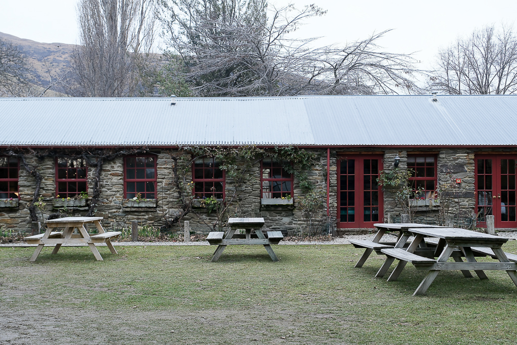 紐西蘭南島|Cardrona Hotel 卡德羅納酒店.紐西蘭最古老的旅店,魔戒躍馬旅店靈感來源 @飛天璇的口袋 紐西蘭南島|Cardrona Hotel 卡德羅納酒店.紐西蘭最古老的旅店,魔戒躍馬旅店靈感來源 @飛天璇的口袋