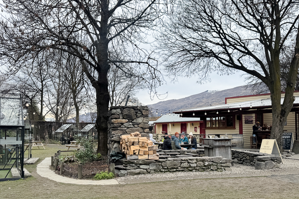 紐西蘭南島|Cardrona Hotel 卡德羅納酒店.紐西蘭最古老的旅店,魔戒躍馬旅店靈感來源 @飛天璇的口袋 紐西蘭南島|Cardrona Hotel 卡德羅納酒店.紐西蘭最古老的旅店,魔戒躍馬旅店靈感來源 @飛天璇的口袋