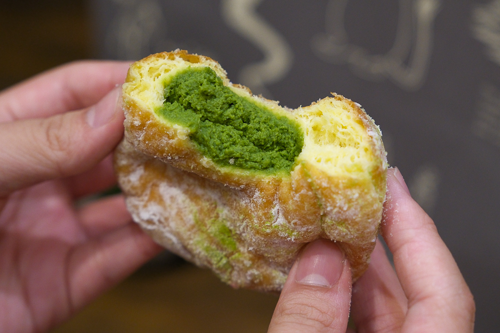 台中西區｜ITUMO 9番．精明商圈巷弄老宅，日式生甜甜圈專賣店 @飛天璇的口袋