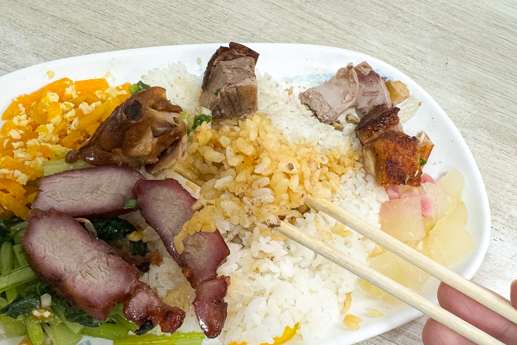 台中西屯|香港鴻利燒臘快餐.逢甲商圈人氣便當,份量多價格實在 @飛天璇的口袋 台中西屯|香港鴻利燒臘快餐.逢甲商圈人氣便當,份量多價格實在 @飛天璇的口袋