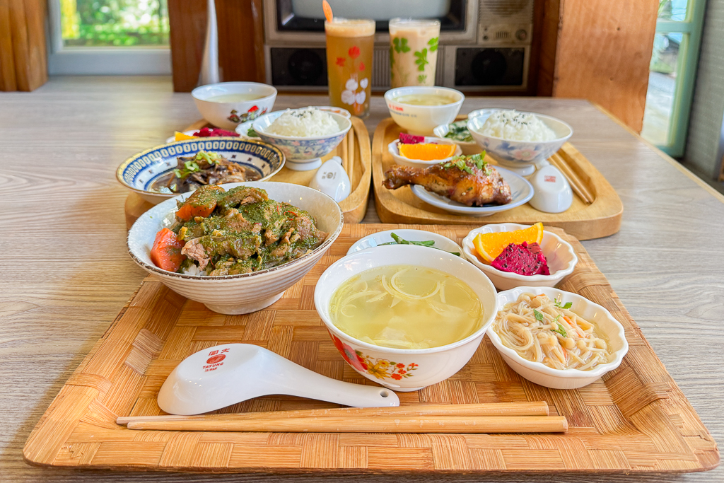 台中南屯｜老堯師肉包．和鹿港老龍師師出同門，南屯黎明路美味的銅板小吃 @飛天璇的口袋