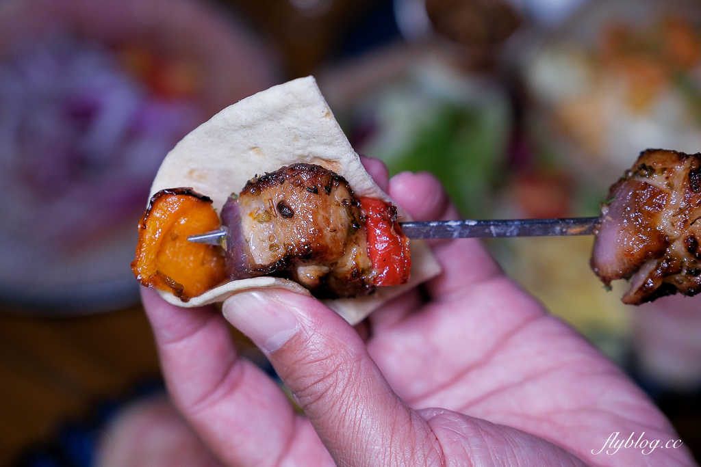 台中西區｜ABV地中海餐酒館．發現台中超奢華早午餐，全台唯一700種啤酒走廊 @飛天璇的口袋