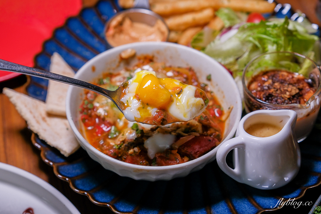台中西區｜ABV地中海餐酒館．發現台中超奢華早午餐，全台唯一700種啤酒走廊 @飛天璇的口袋