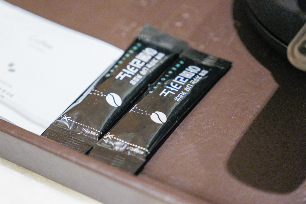 韓國釜山|阿班飯店 Arban Hotel.西面商圈鬧區飯店,一晚只要1000多元台幣,走路就到CS25和7-11 @飛天璇的口袋 韓國釜山|阿班飯店 Arban Hotel.西面商圈鬧區飯店,一晚只要1000多元台幣,走路就到CS25和7-11 @飛天璇的口袋