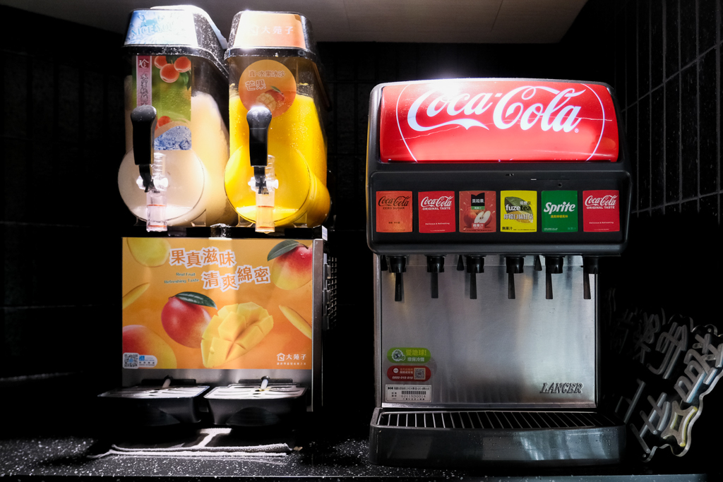 台中西屯｜燒肉MEN朝富店．個人套餐499起自助吧無限續，溫室水耕生菜和Haagen-Dazs冰淇淋 @飛天璇的口袋