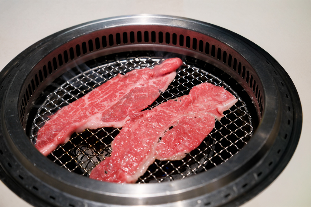 台中西屯｜燒肉MEN朝富店．個人套餐499起自助吧無限續，溫室水耕生菜和Haagen-Dazs冰淇淋 @飛天璇的口袋