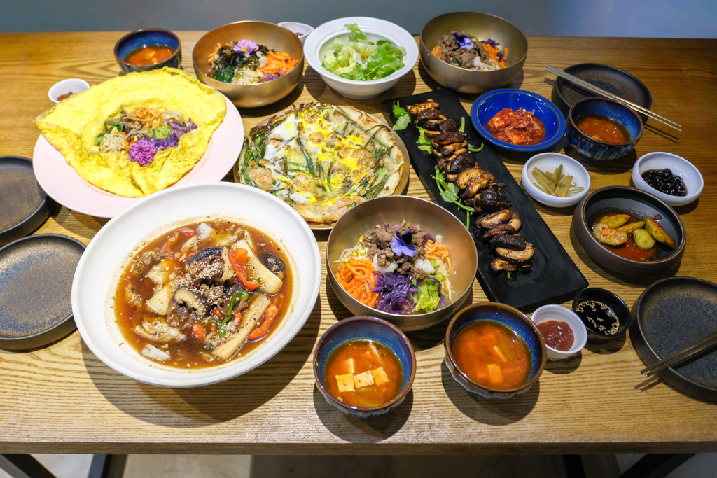 【釜山自由行】釜山5~7天自由行規劃，釜山美食景點住宿懶人包，釜山包車推薦！ @飛天璇的口袋