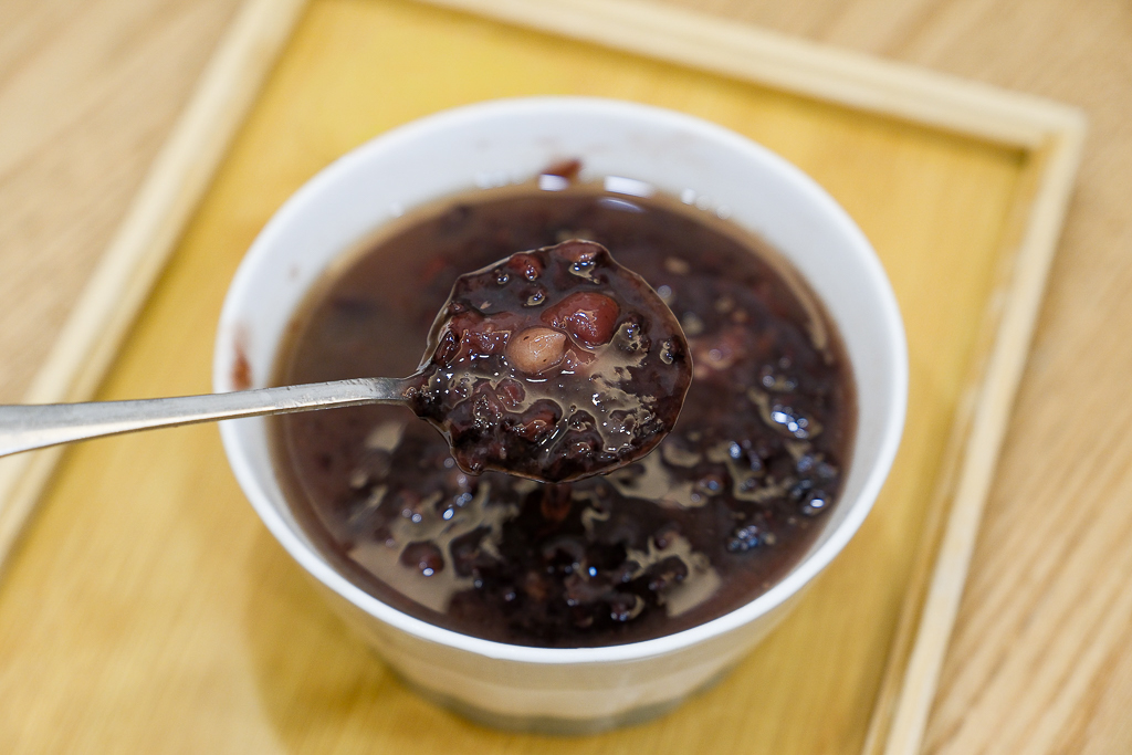 【嘉良冰鎮】冬季甜品上市了,紅豆湯圓、燒仙草、手工豆花,暖心一整個冬天 @飛天璇的口袋 【嘉良冰鎮】冬季甜品上市了,紅豆湯圓、燒仙草、手工豆花,暖心一整個冬天 @飛天璇的口袋