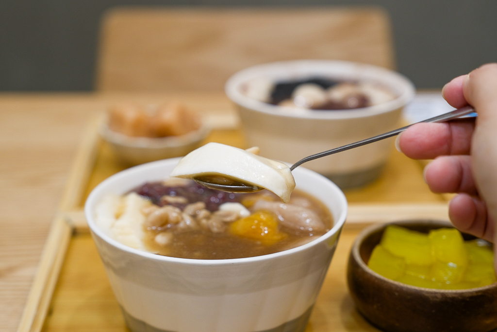 【嘉良冰鎮】冬季甜品上市了,紅豆湯圓、燒仙草、手工豆花,暖心一整個冬天 @飛天璇的口袋 【嘉良冰鎮】冬季甜品上市了,紅豆湯圓、燒仙草、手工豆花,暖心一整個冬天 @飛天璇的口袋