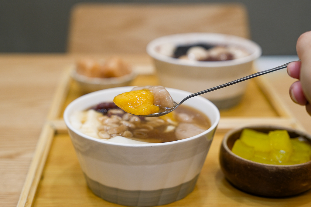 【嘉良冰鎮】冬季甜品上市了,紅豆湯圓、燒仙草、手工豆花,暖心一整個冬天 @飛天璇的口袋 【嘉良冰鎮】冬季甜品上市了,紅豆湯圓、燒仙草、手工豆花,暖心一整個冬天 @飛天璇的口袋