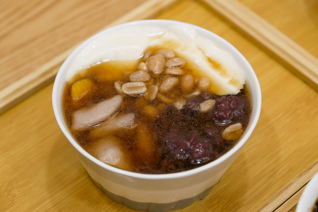 【嘉良冰鎮】冬季甜品上市了,紅豆湯圓、燒仙草、手工豆花,暖心一整個冬天 @飛天璇的口袋 【嘉良冰鎮】冬季甜品上市了,紅豆湯圓、燒仙草、手工豆花,暖心一整個冬天 @飛天璇的口袋