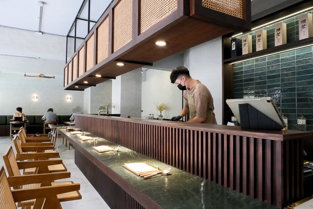 台中西區｜壱絕咖哩．模範街質感級咖哩店，台中少見的乾咖哩 @飛天璇的口袋