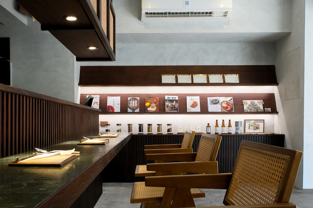 台中西區｜壱絕咖哩．模範街質感級咖哩店，台中少見的乾咖哩 @飛天璇的口袋