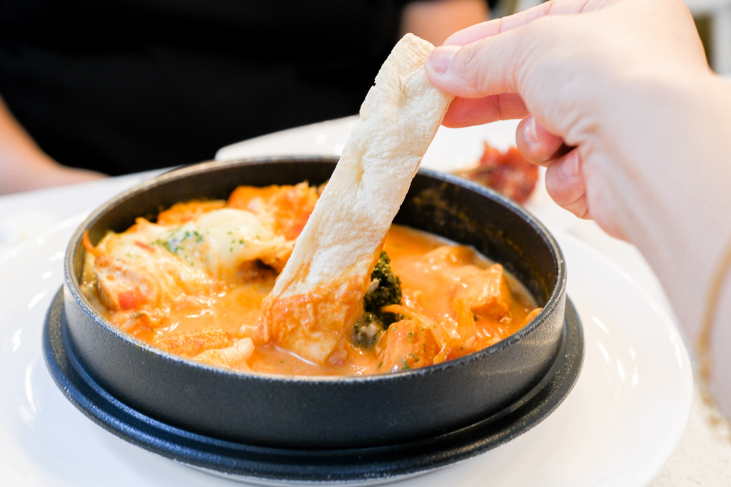 台中北屯｜NU PASTA．與鮮乳坊跨界合作，攜手推出6款莊園級鮮乳義式湯麵系列 @飛天璇的口袋