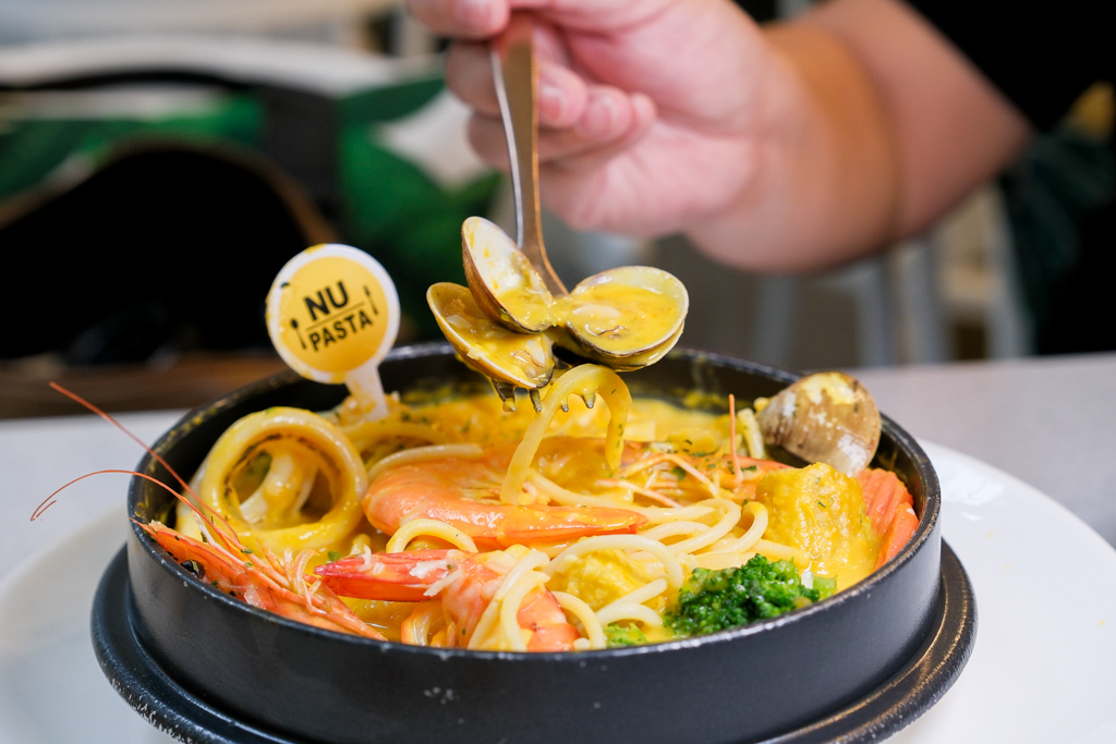 台中北屯｜NU PASTA．與鮮乳坊跨界合作，攜手推出6款莊園級鮮乳義式湯麵系列 @飛天璇的口袋