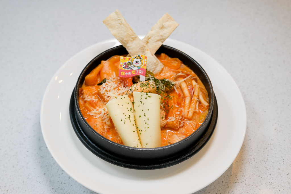 台中北屯｜NU PASTA．與鮮乳坊跨界合作，攜手推出6款莊園級鮮乳義式湯麵系列 @飛天璇的口袋