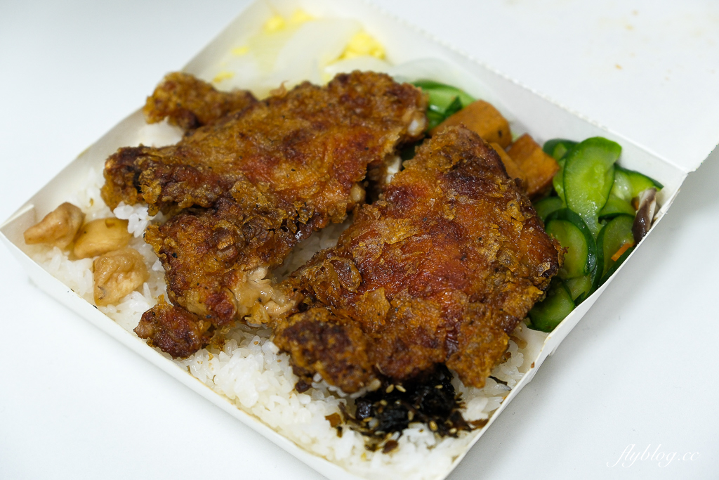 台中北區｜石蜜園．中國醫藥學排隊便當店，我們整整等了50分鐘 @飛天璇的口袋