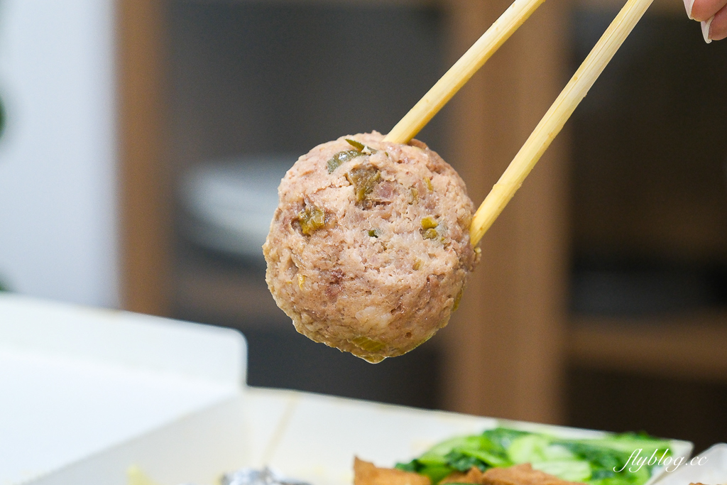 台中北區｜石蜜園．中國醫藥學排隊便當店，我們整整等了50分鐘 @飛天璇的口袋