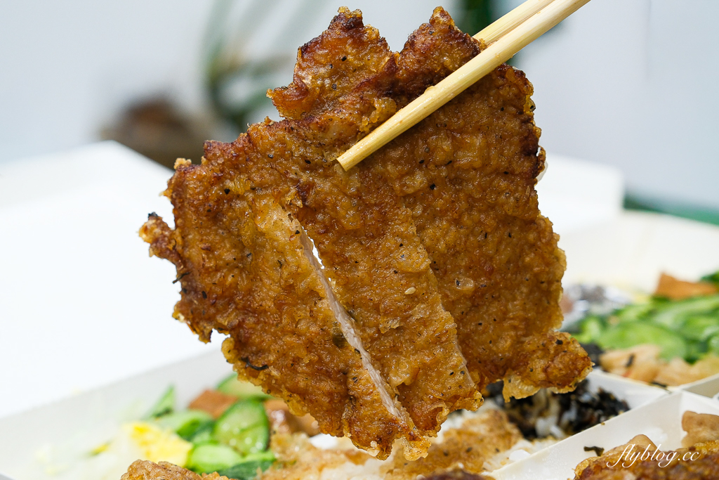 台中北區｜石蜜園．中國醫藥學排隊便當店，我們整整等了50分鐘 @飛天璇的口袋