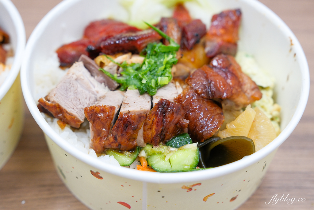 台中北屯｜香港城記燒臘．源於台南的燒臘店到台中展店，近期吃到很喜歡的燒臘便當 @飛天璇的口袋