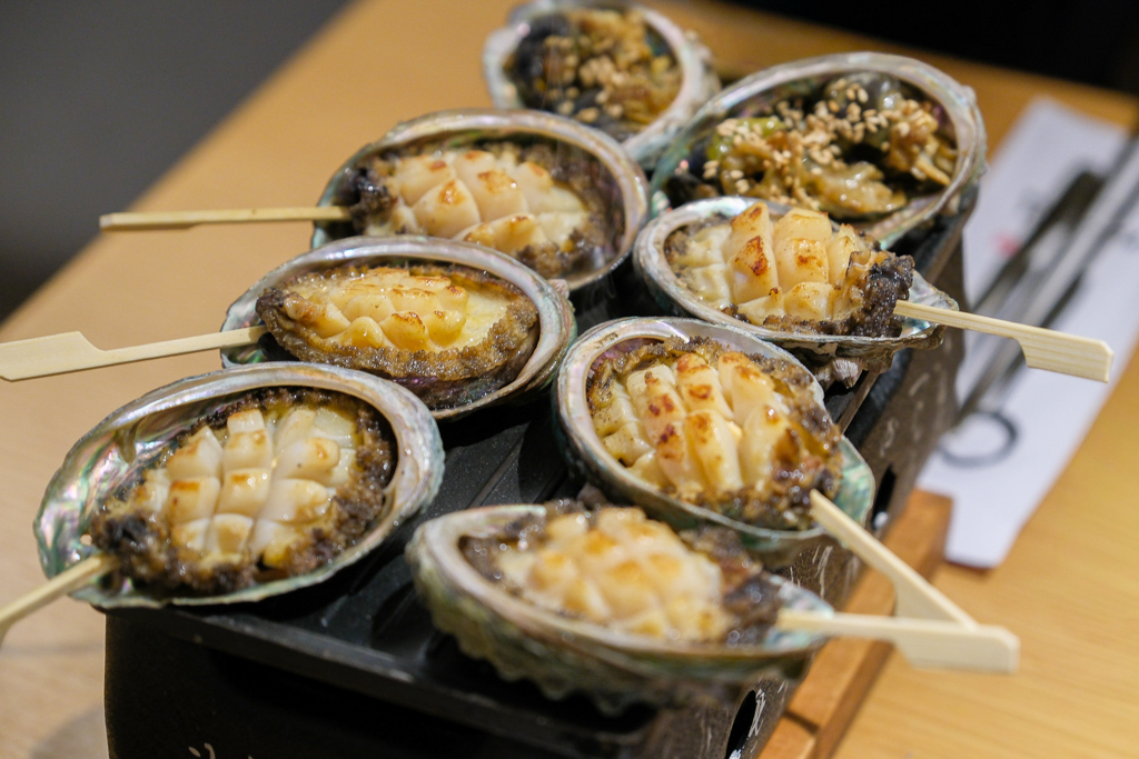 韓國釜山|機張末家鮑魚粥 日光店.超浮誇的海鮮饗宴,釜山鮮美好吃的鮑魚粥 @飛天璇的口袋 韓國釜山|機張末家鮑魚粥 日光店.超浮誇的海鮮饗宴,釜山鮮美好吃的鮑魚粥 @飛天璇的口袋