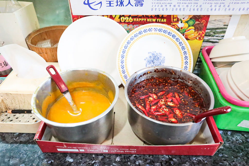 苗栗頭份｜永昇客家小館．一桌2500不到還打包，餐點份量多CP值高，白飯免費吃到飽 @飛天璇的口袋