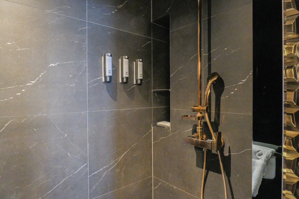 韓國釜山｜最佳路易斯漢米爾頓飯店海洋露台 Best Louis Hamilton Hotel Ocean Terrace．房間就可以看到機張超美海景，早餐還有海帶湯和鮑魚粥 @飛天璇的口袋