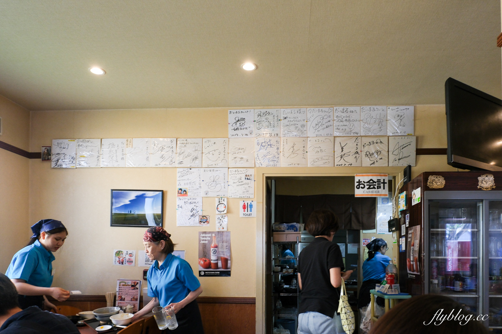 日本北海道｜大丸 だいまる．美瑛人氣炸豬排餐廳，兩個人用餐500台幣有找 @飛天璇的口袋