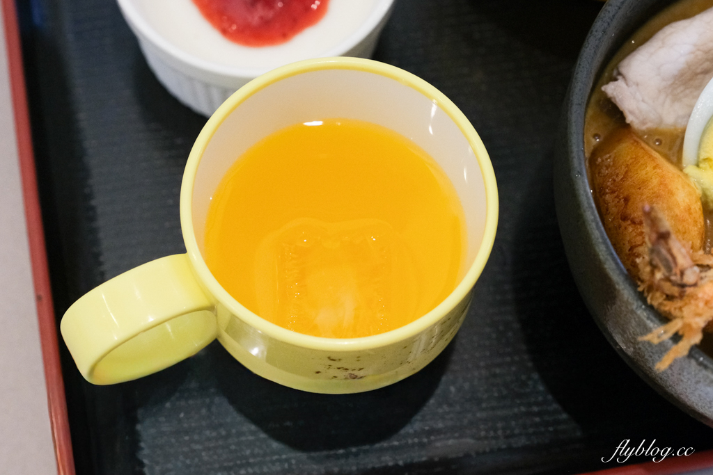 日本北海道｜大丸 だいまる．美瑛人氣炸豬排餐廳，兩個人用餐500台幣有找 @飛天璇的口袋