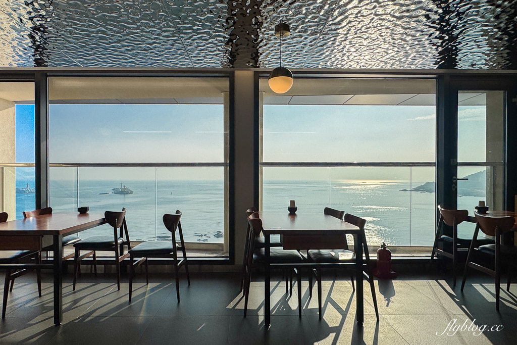 韓國釜山｜最佳路易斯漢米爾頓飯店海洋露台 Best Louis Hamilton Hotel Ocean Terrace．房間就可以看到機張超美海景，早餐還有海帶湯和鮑魚粥 @飛天璇的口袋