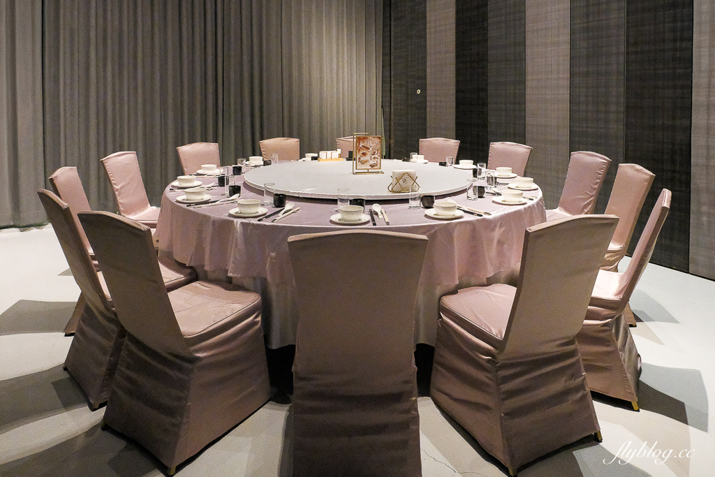 【2026台中年菜推薦】印月外帶年菜．當天現做年夜飯複熱即食，帝王蟹、白鯧、櫻花蝦米糕、花膠魚翅雞湯 @飛天璇的口袋