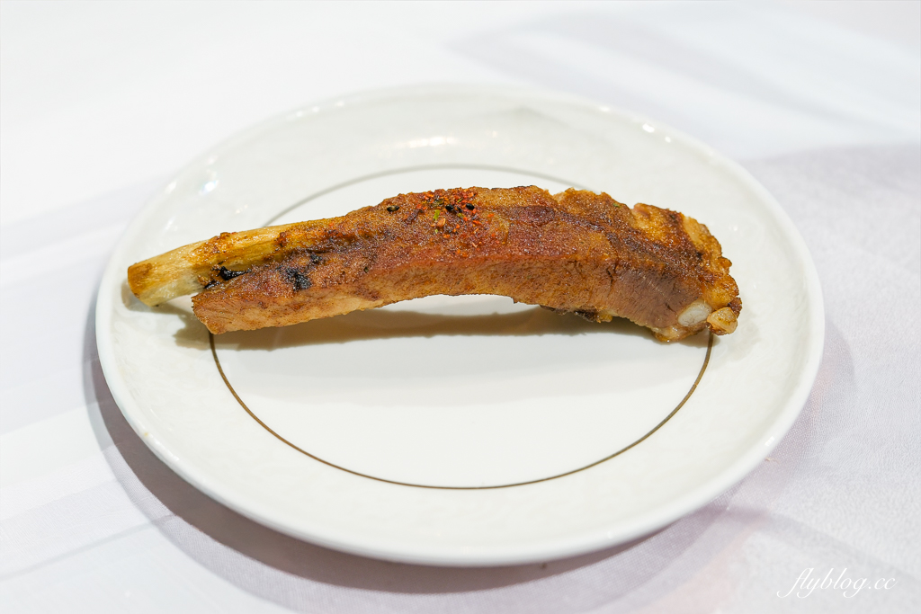 【2026台中年菜推薦】印月外帶年菜．當天現做年夜飯複熱即食，帝王蟹、白鯧、櫻花蝦米糕、花膠魚翅雞湯 @飛天璇的口袋