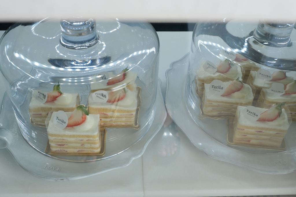 日本北海道｜pâtisserie Toriko トリコ．美瑛鎮上法式甜點店，必點人氣可麗露 @飛天璇的口袋