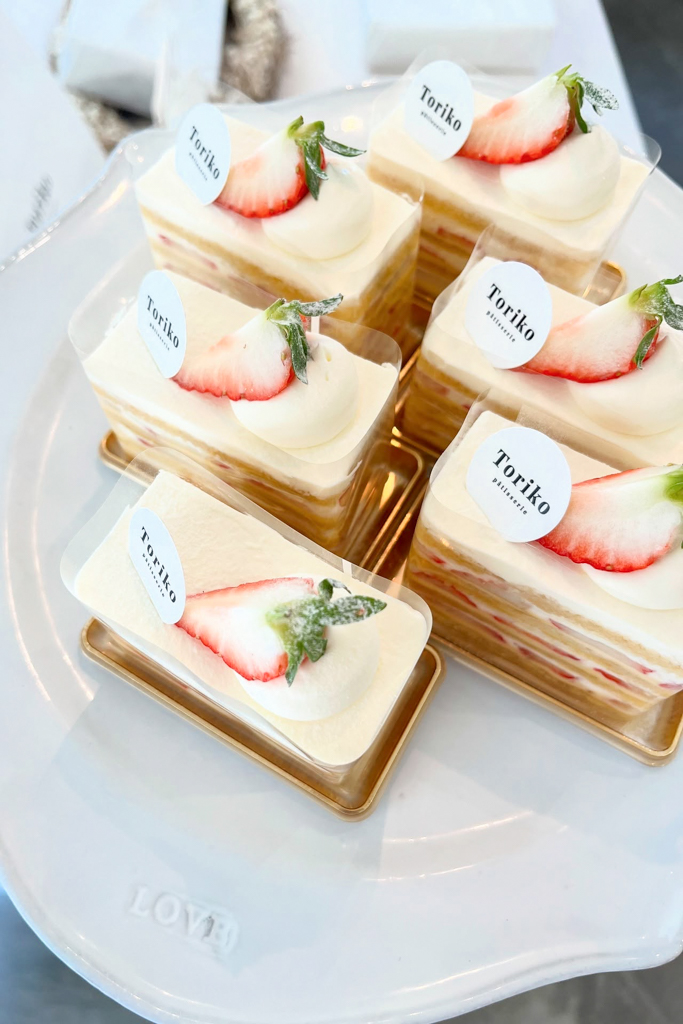 日本北海道｜pâtisserie Toriko トリコ．美瑛鎮上法式甜點店，必點人氣可麗露 @飛天璇的口袋