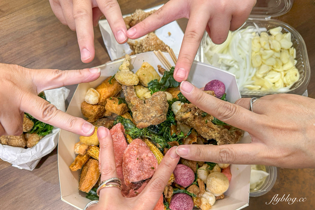 台中北屯｜炸滋滋．乾淨有質感小菜免費送，北屯洲際棒球場鹹酥雞 @飛天璇的口袋
