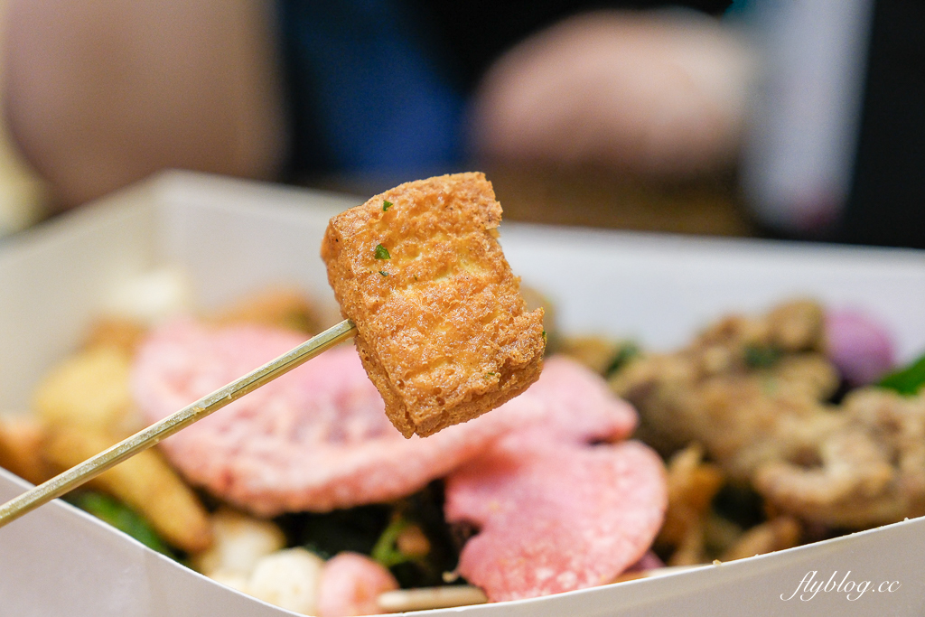 台中北屯｜炸滋滋．乾淨有質感小菜免費送，北屯洲際棒球場鹹酥雞 @飛天璇的口袋