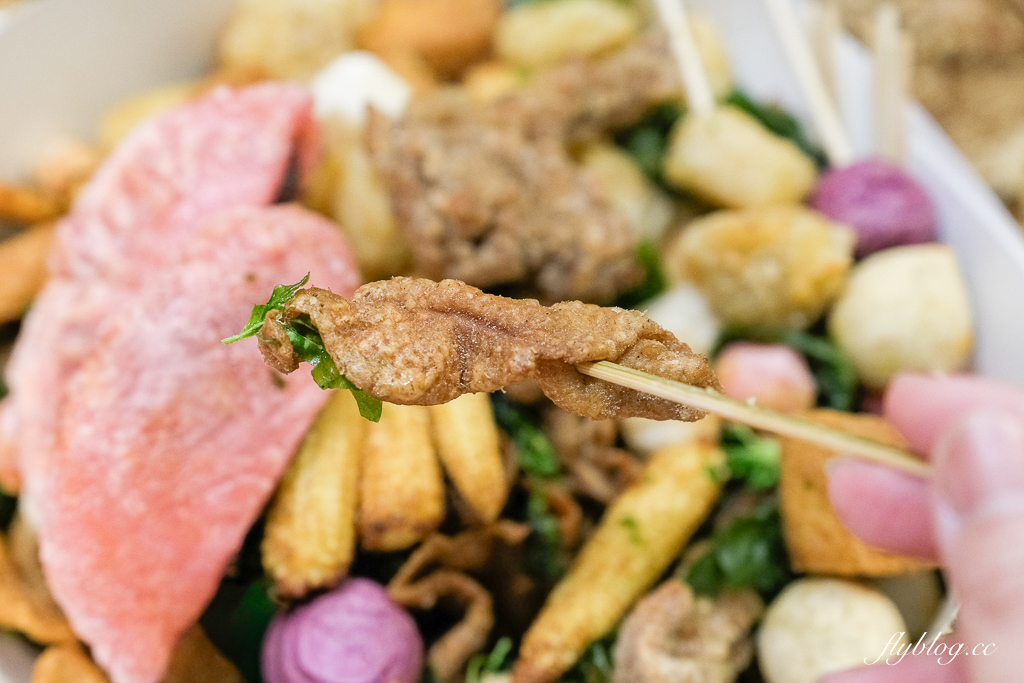 台中北屯｜炸滋滋．乾淨有質感小菜免費送，北屯洲際棒球場鹹酥雞 @飛天璇的口袋