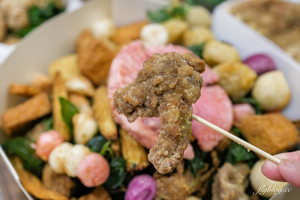 台中北屯｜炸滋滋．乾淨有質感小菜免費送，北屯洲際棒球場鹹酥雞 @飛天璇的口袋