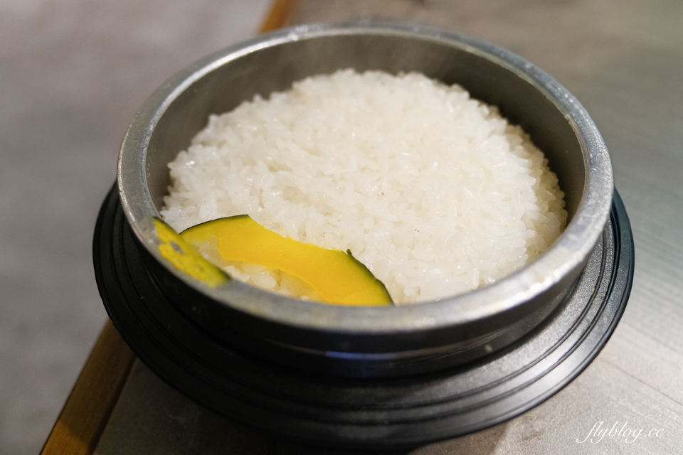 韓國釜山｜烏龜小區釜山Yeondo店．影島高CP值烤肉店，一個人均消不到500台幣 @飛天璇的口袋