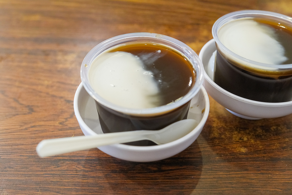 彰化美食｜慶豐牛排專賣店．平日中午排隊半個小時起跳，彰化最火爆的平價牛排 @飛天璇的口袋