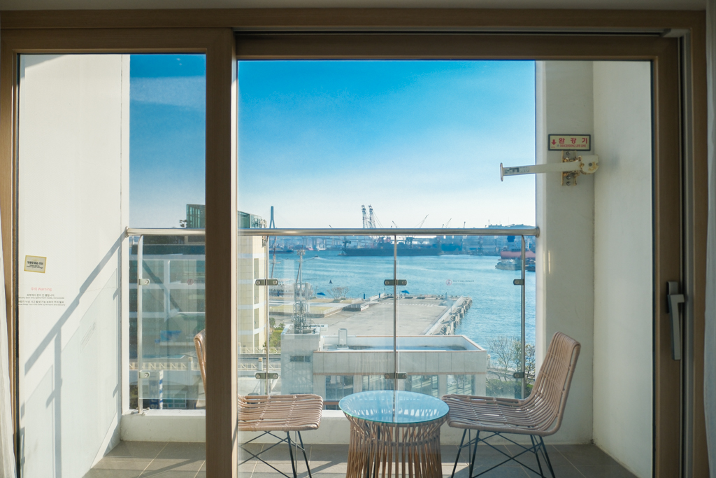 韓國釜山｜Connect Busan Hotel．南浦洞地鐵步行5分鐘，鄰近樂天百貨購物方便 @飛天璇的口袋