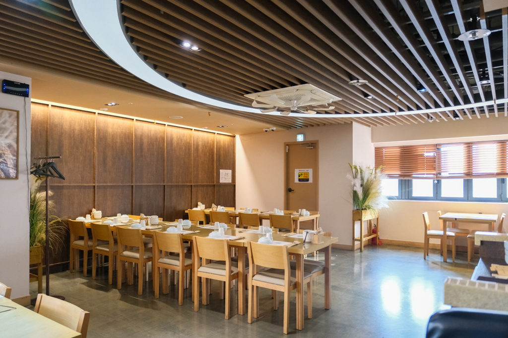 韓國釜山｜Connect Busan Hotel．南浦洞地鐵步行5分鐘，鄰近樂天百貨購物方便 @飛天璇的口袋