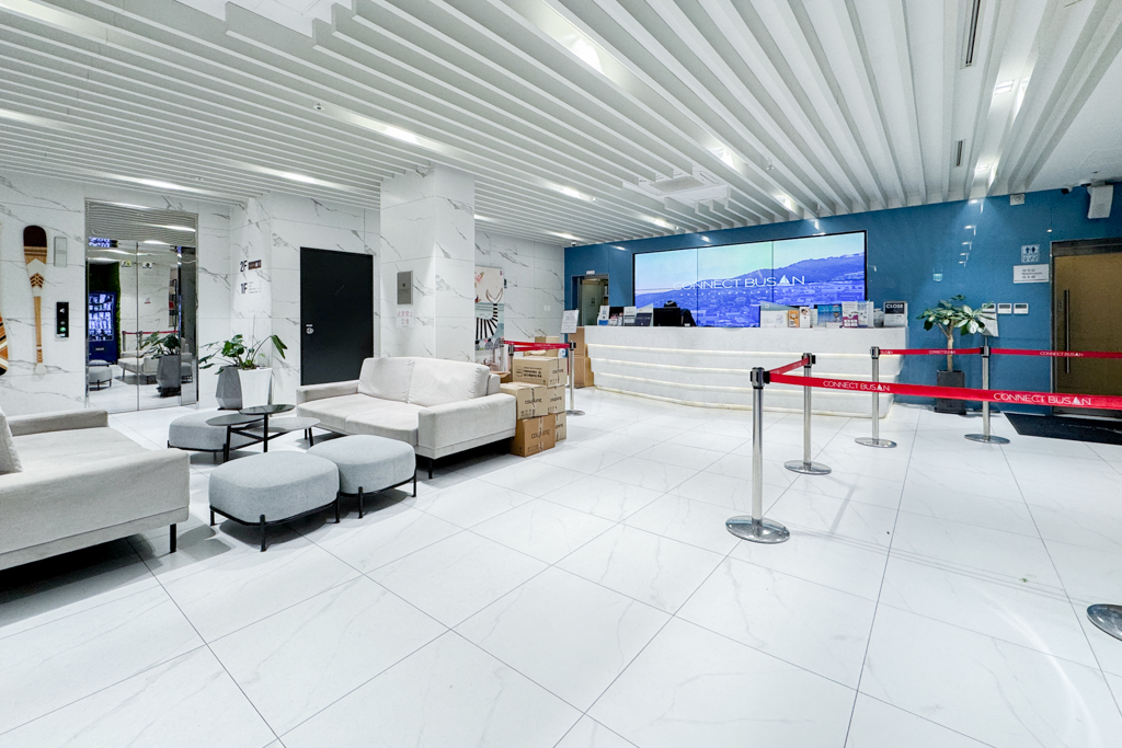 韓國釜山｜Connect Busan Hotel．南浦洞地鐵步行5分鐘，鄰近樂天百貨購物方便 @飛天璇的口袋