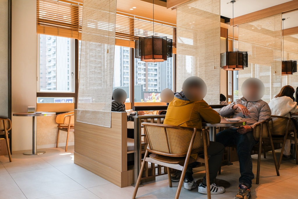 台中北屯｜豐生茶館 梅川東店．萬客什鍋新茶飲品牌，從早上營業到凌晨宵夜場 @飛天璇的口袋