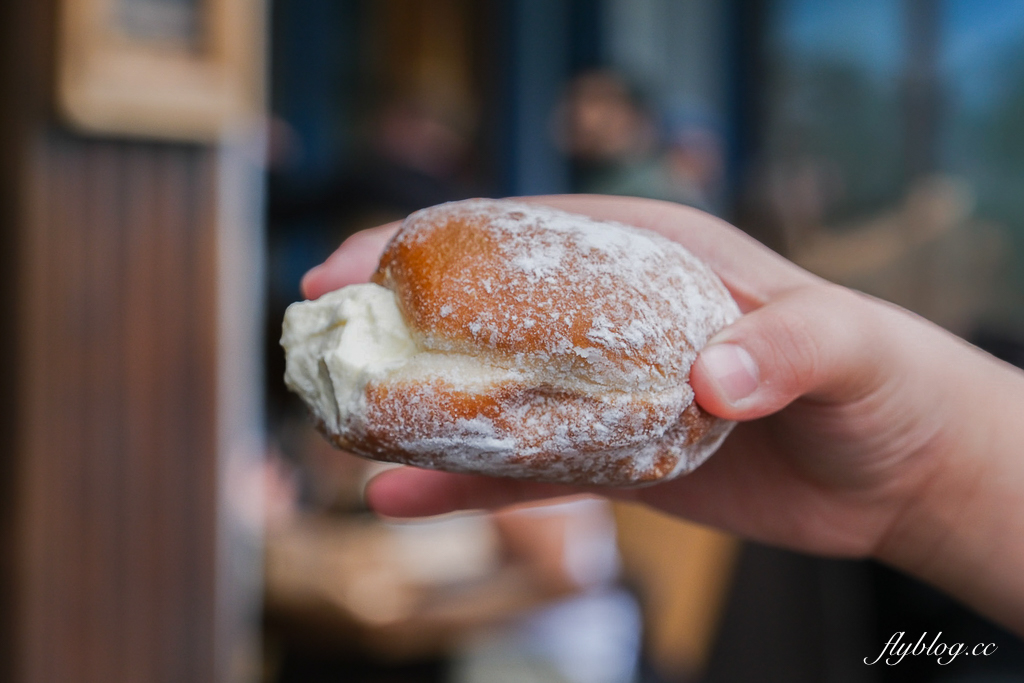 紐西蘭南島｜Fergbaker．皇后鎮漢堡老闆開的，香草奶油甜甜圈一定要吃 @飛天璇的口袋