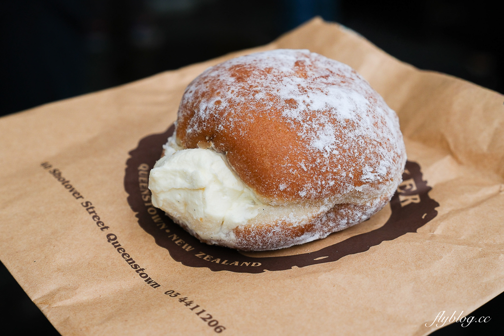 紐西蘭南島｜Fergbaker．皇后鎮漢堡老闆開的，香草奶油甜甜圈一定要吃 @飛天璇的口袋